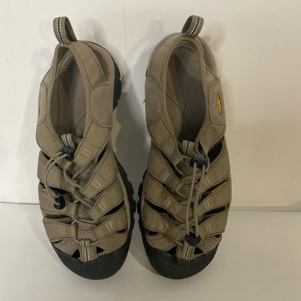 Keen’s Newport H2 Water Hiking Sandal; Easy On Bungee Cinch, Toe Bumper, Size 12